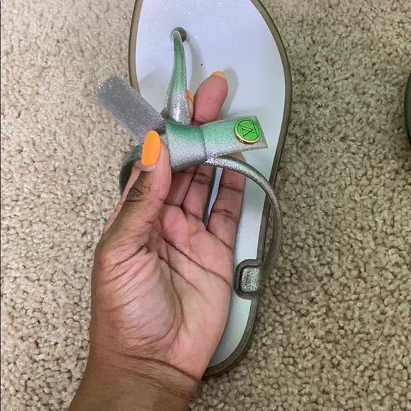 Clear LV jelly slides - Picture 4 of 4